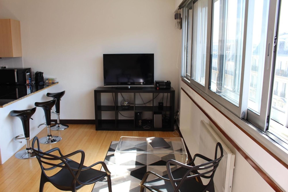 Short Stay Paris Apartments 36/50