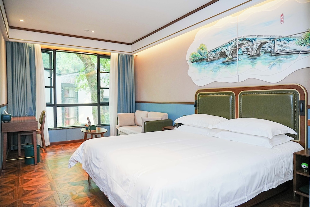 Nostalgia Hotel (West lake Hangzhou) 33/60