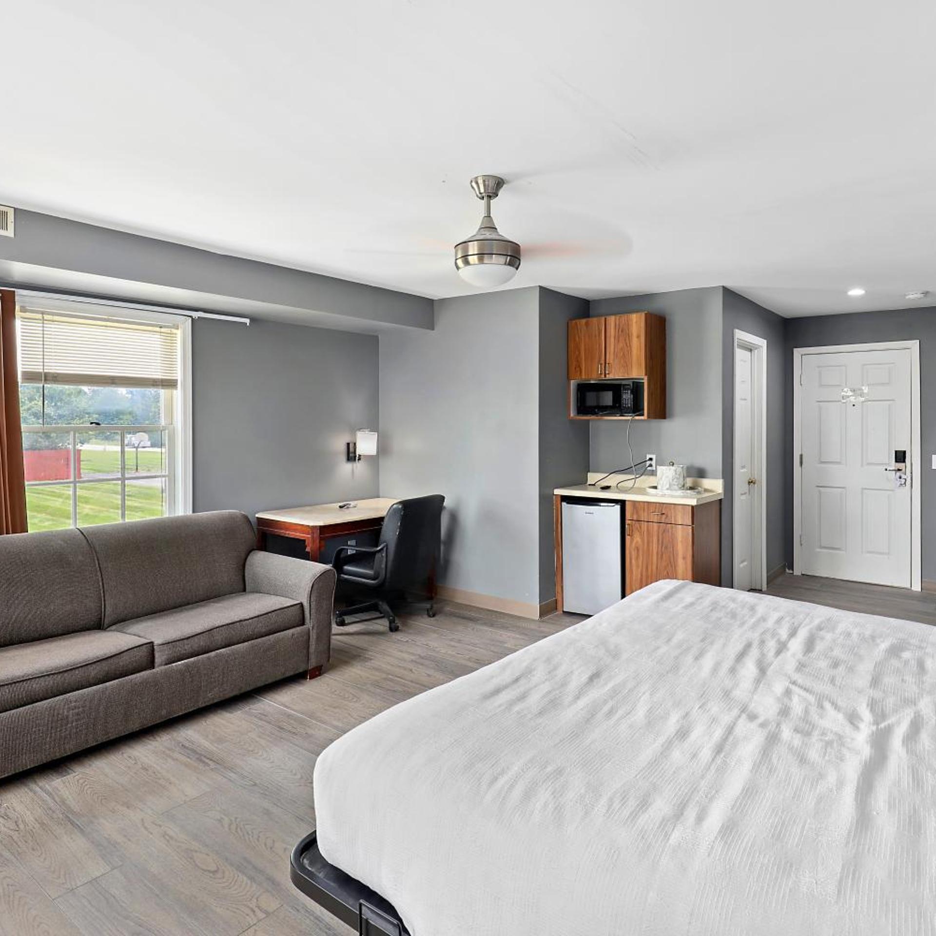 Four Seasons Country Inn 17/45