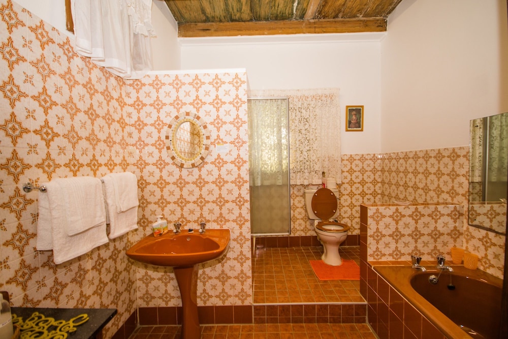 Homestead B & B 46/50
