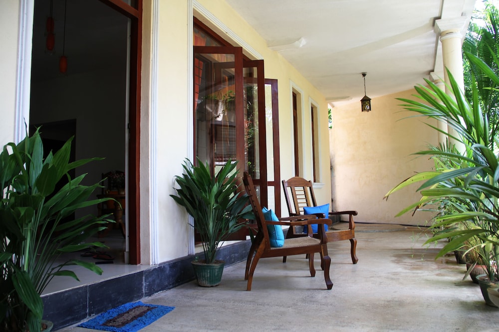 NATURES BLISS GARDEN STAY 28/42