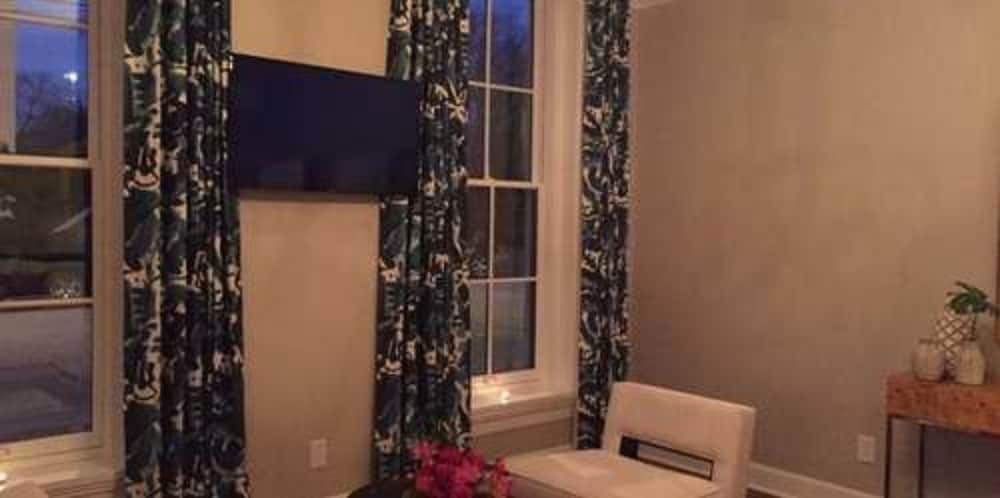 Germantown Inn 27/50