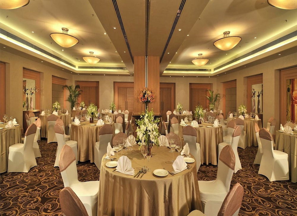 Park Plaza Faridabad. 40/64