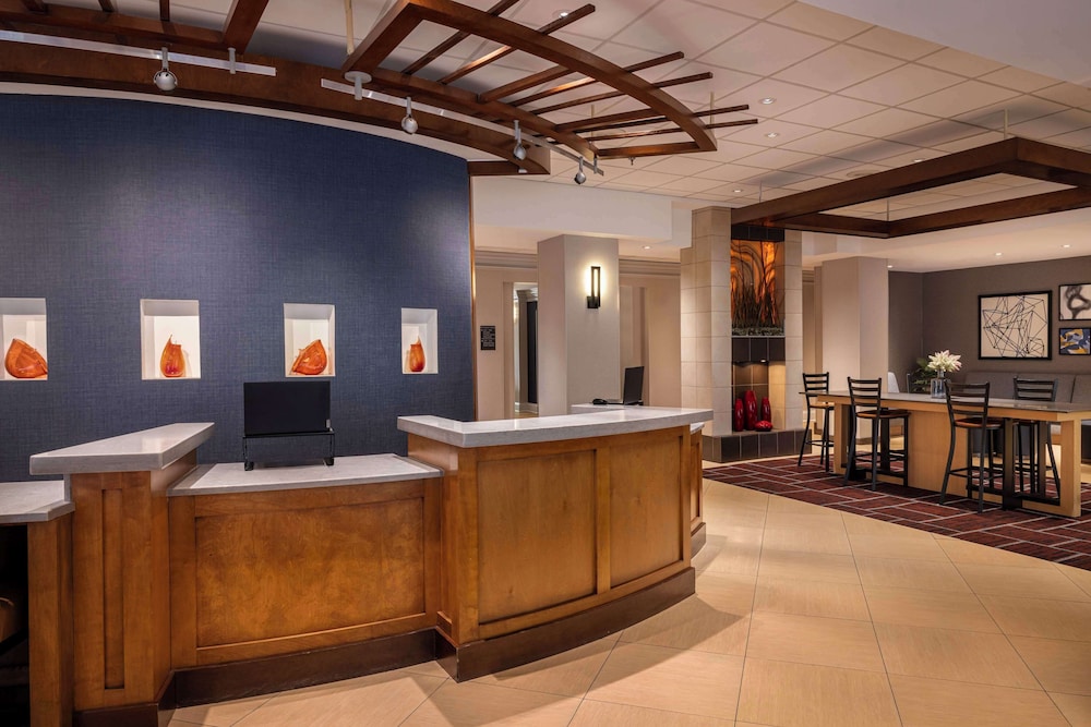Lobby at Hyatt Place Chantilly Dulles Airport South, Centreville - VA