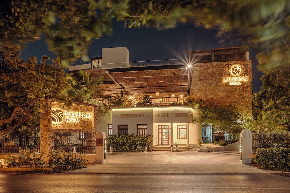 Las Brisas Merida 5/50