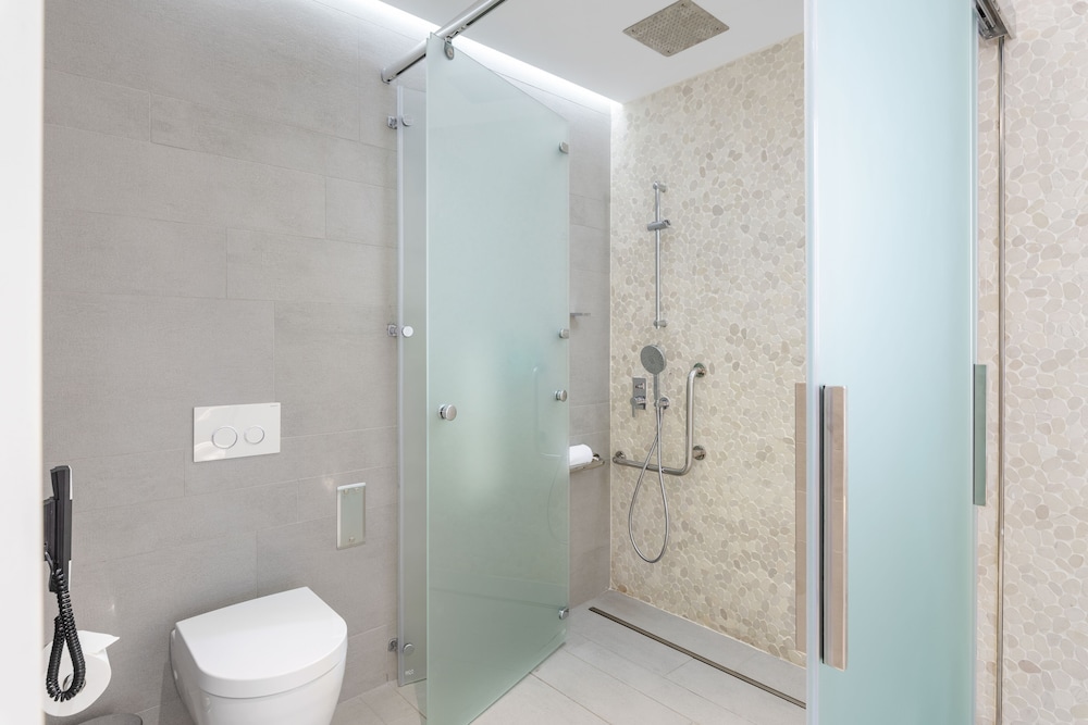 Junior Suite, King Bed, Outdoor Jetted Tub، Royal Hideaway Corales Beach, part of Barcelo Hotel Group - Adults Only 2/2