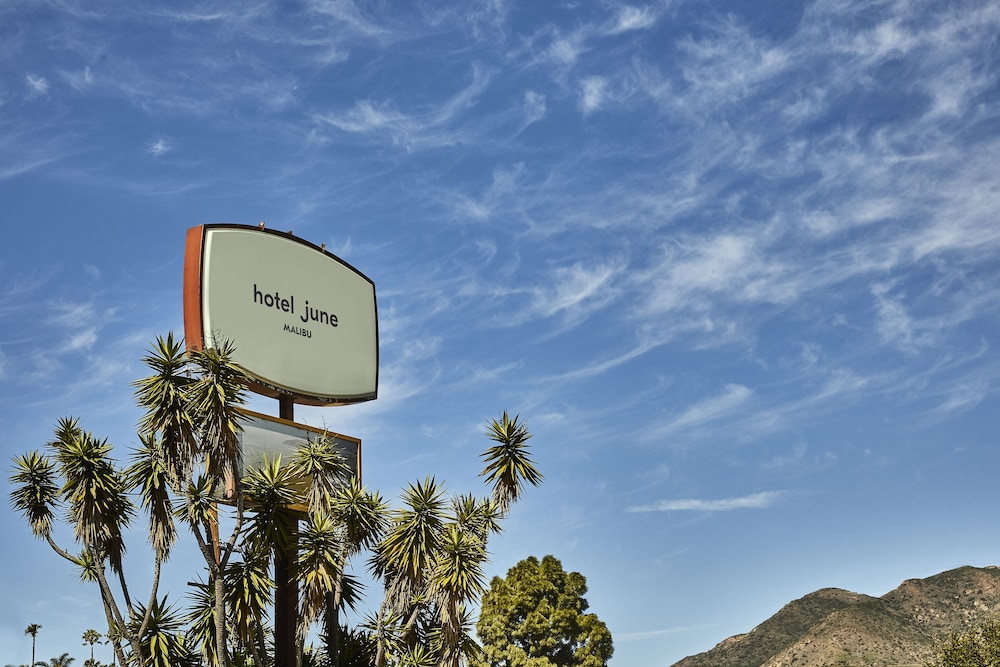 Hotel June Malibu 45/52