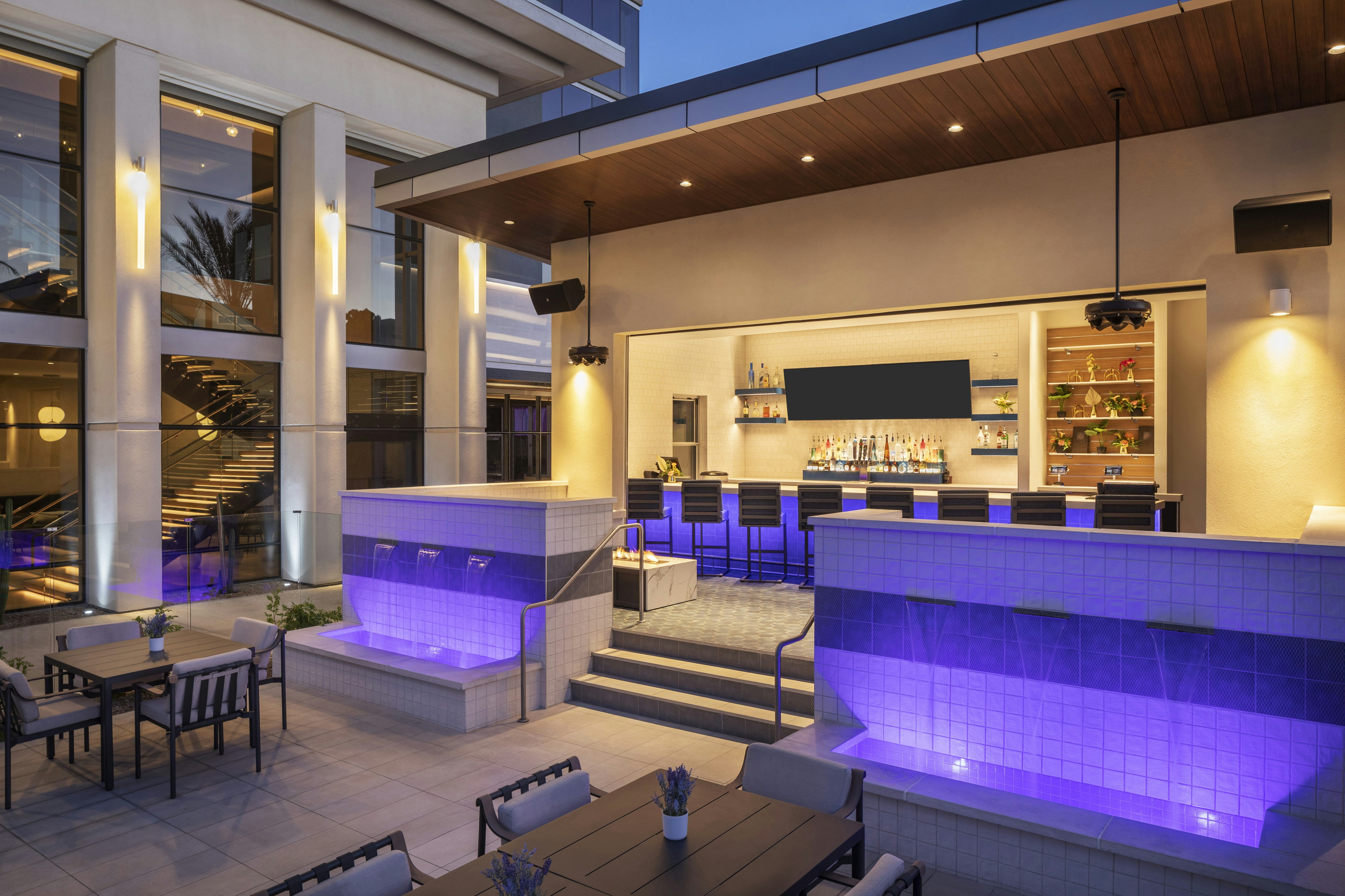 Caesars Republic Scottsdale, a Hilton Hotel 5/29