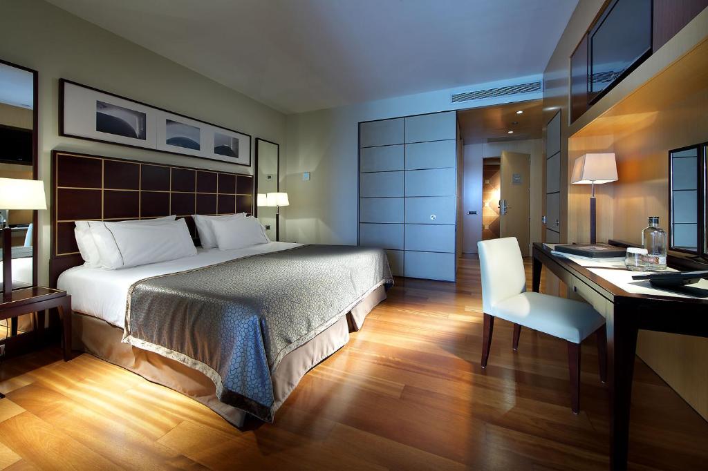 City, Suite