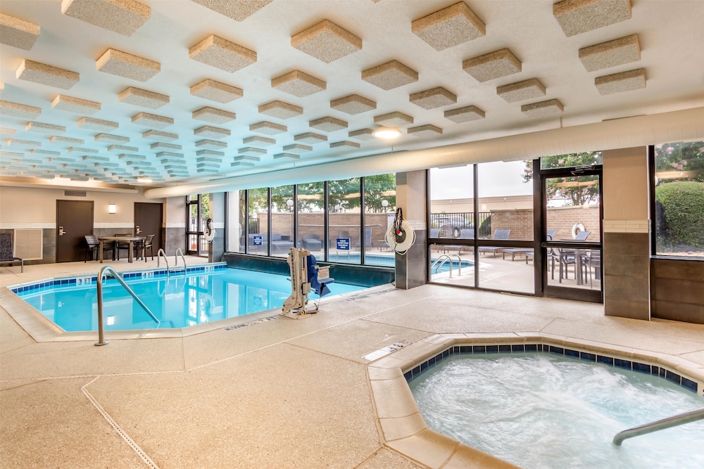 Drury Inn Suites Atlanta Morrow 24/50