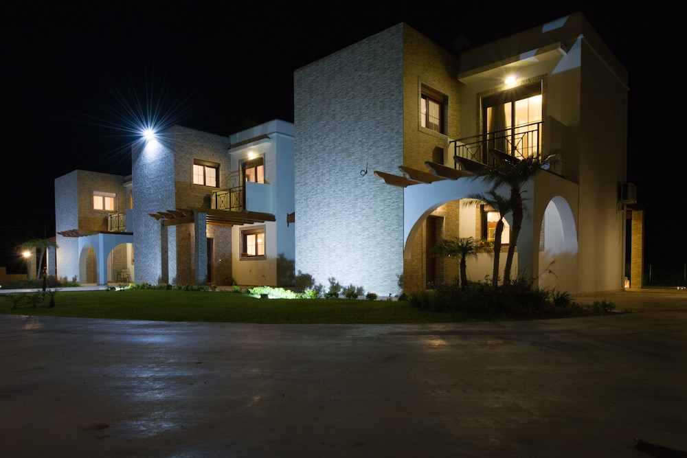 Petra Villas 14/24