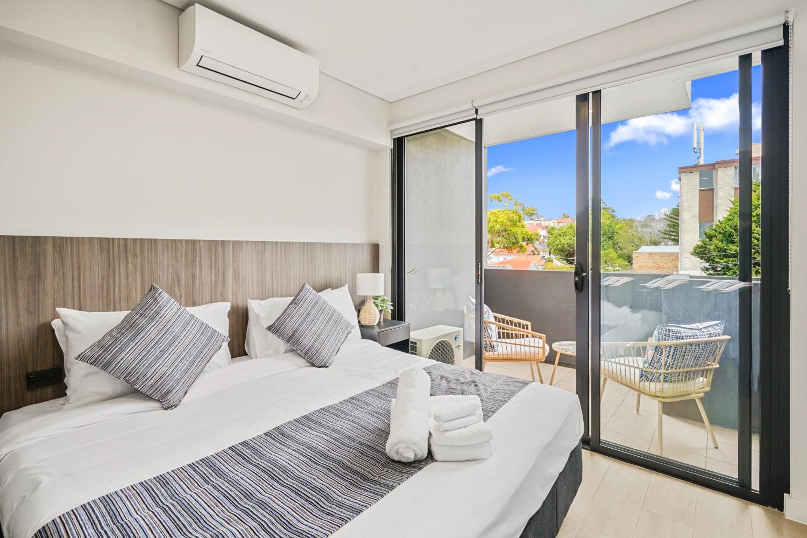 Superior, Studio, Apartment, Queen Bed