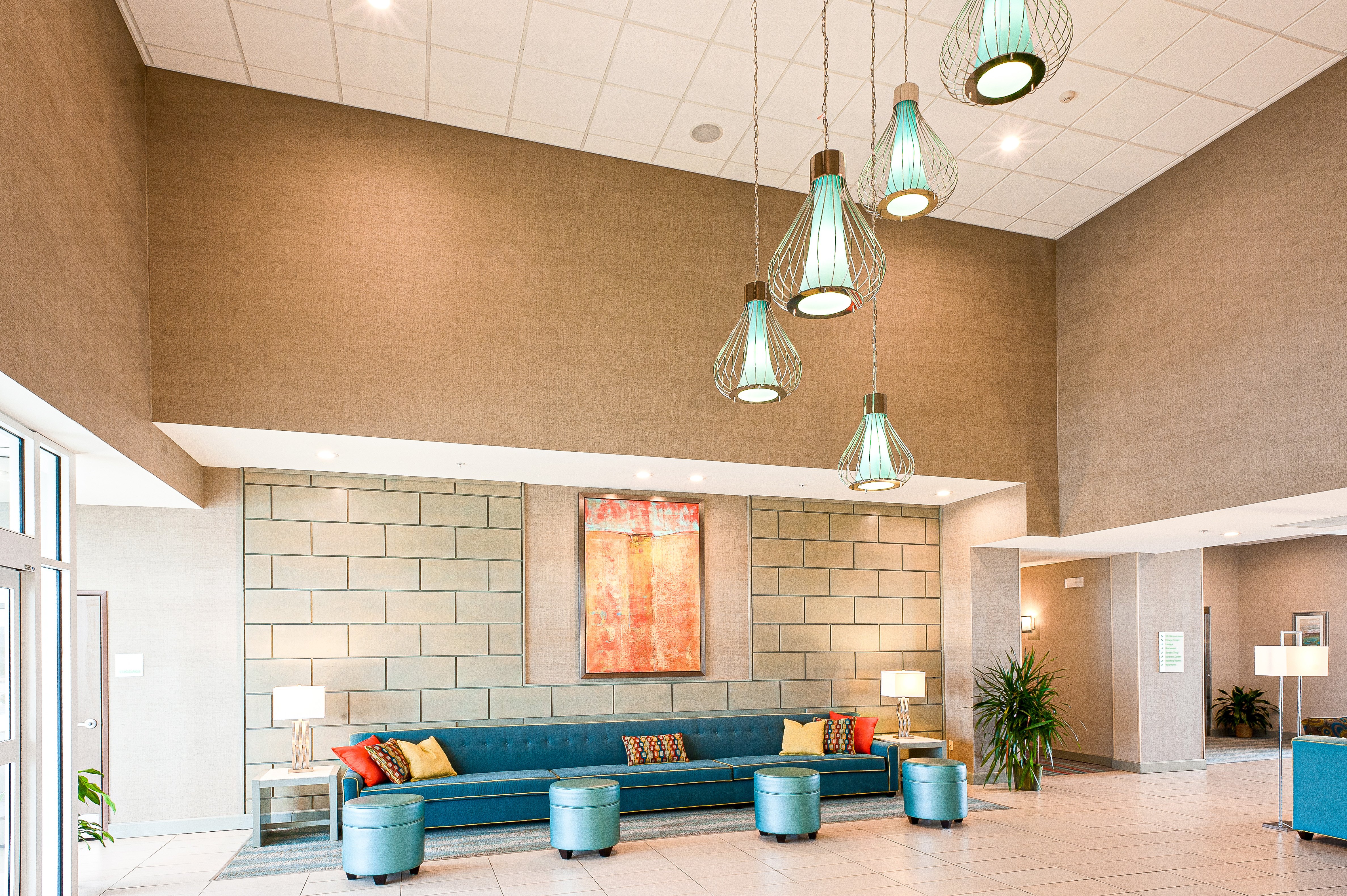 HOLIDAY INN GUIN 13/65