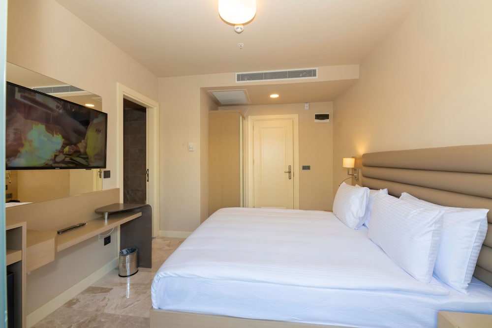 Ramada by Wyndham Istanbul Pera 9/50