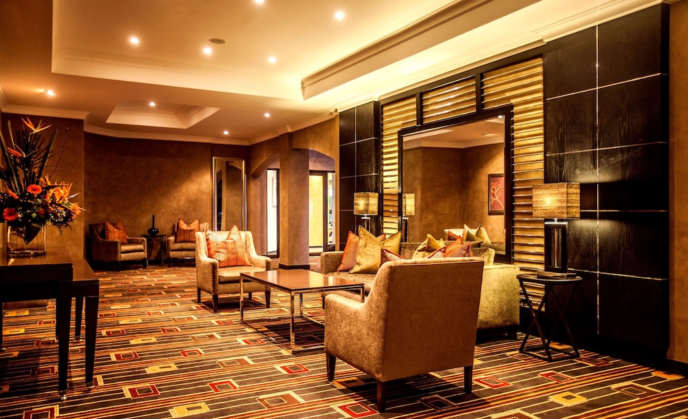 Garden Court Or Tambo International Airport 33/50
