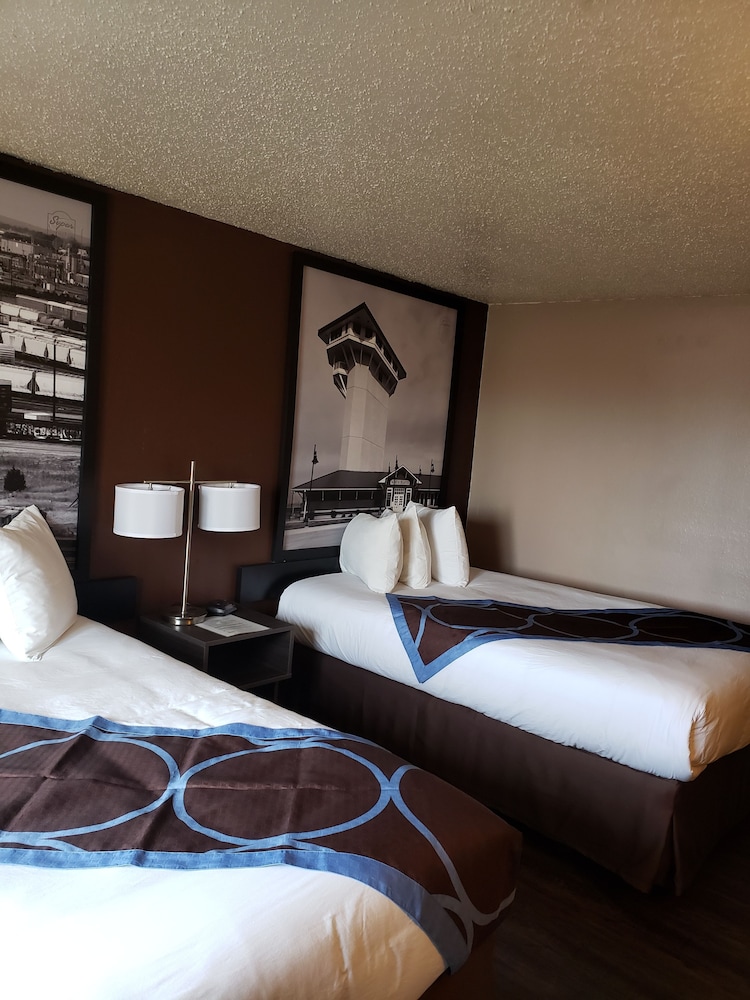Super 8 by Wyndham North Platte 14/37