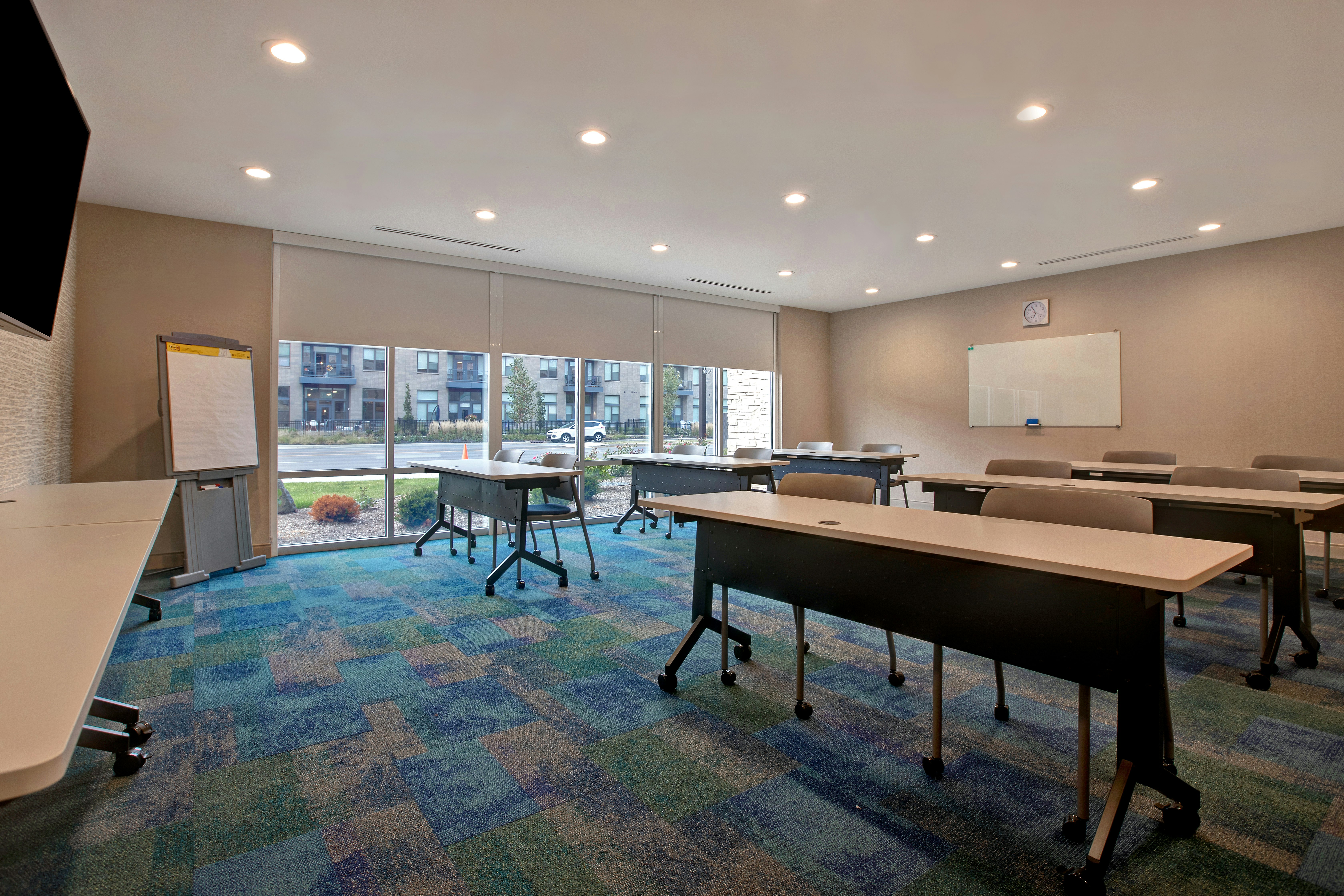 Home2 Suites by Hilton Carmel Indianapolis 18/18