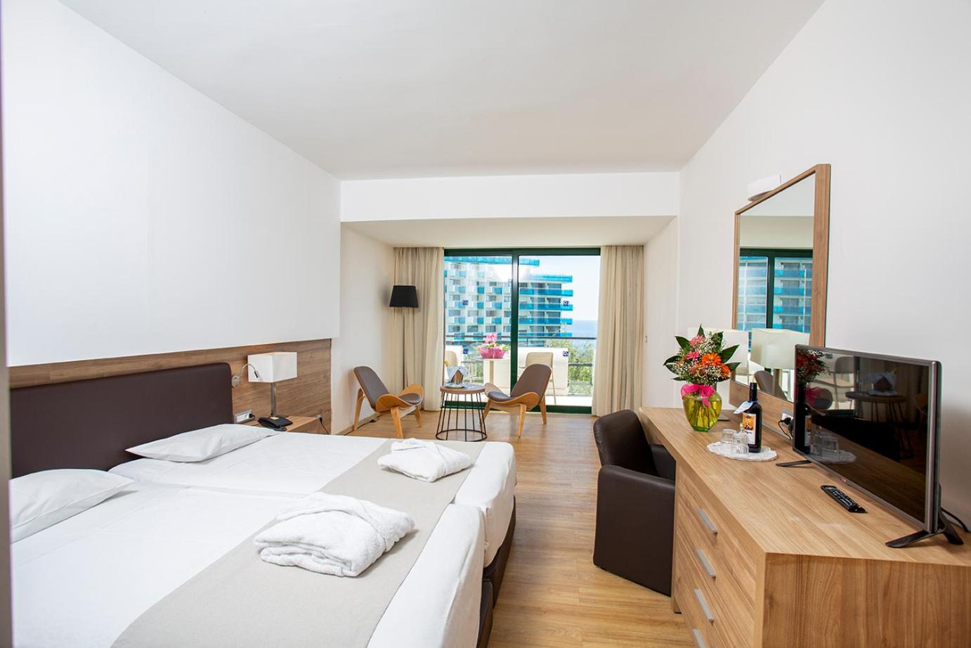 CALYPSO PALACE HOTEL 18/54