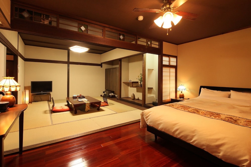 Ryokan Oomuraya 4/50