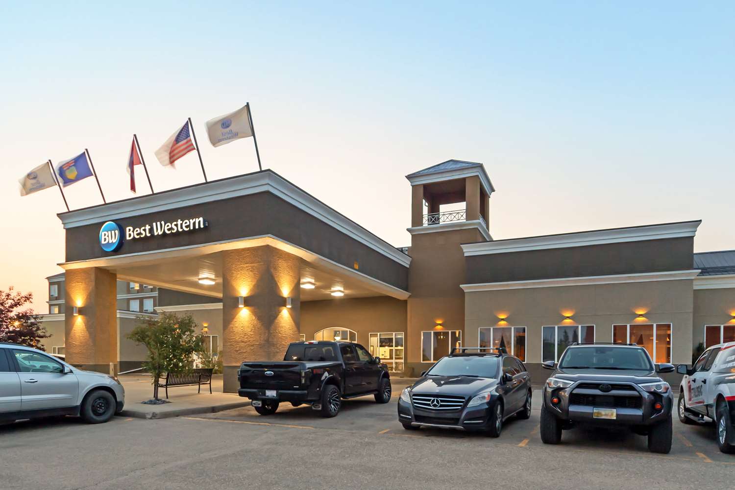 Best Western High Road Inn 49/53