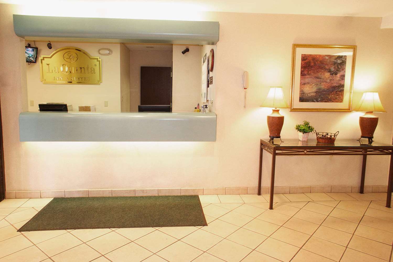 Days Inn by Wyndham Pleasant Prairie Kenosh 7/55