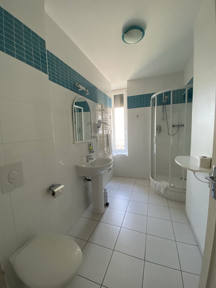The Originals Boutique, Hotel Terminus, Bourg-en-Bresse Station 60/60
