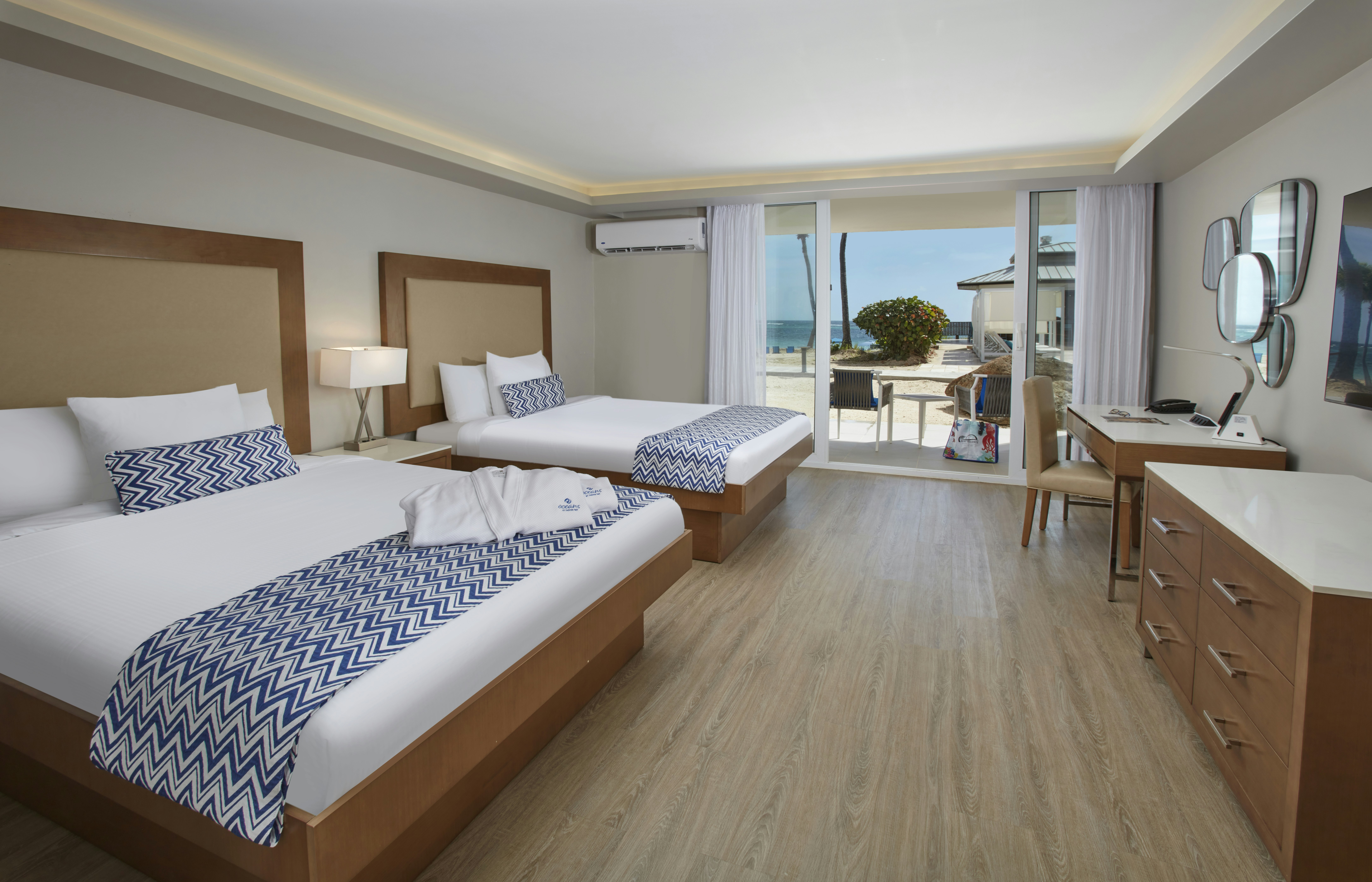 Ocean, Double Bed, Beach Front