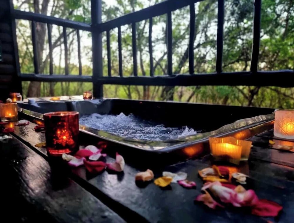 Thulamela Bed And Breakfast 25/50