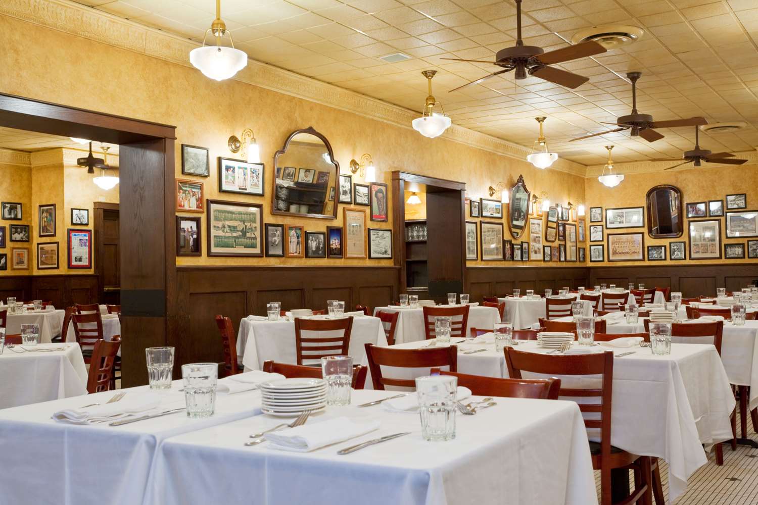 restaurant cafeteria
