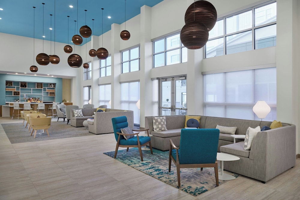 Element by Marriott Branson 33/50