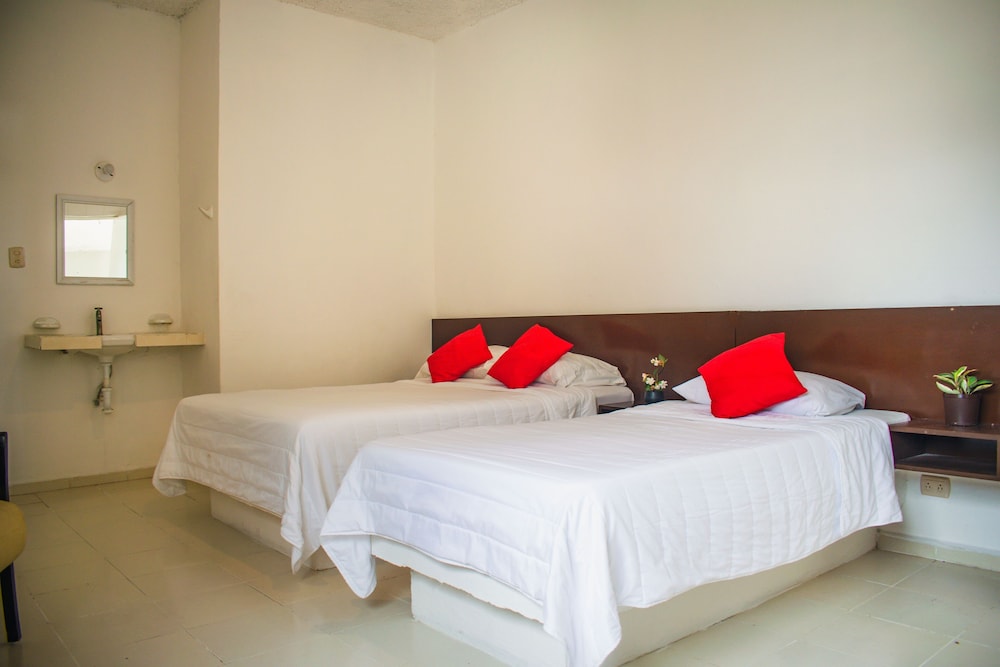 Hotel Cupules 16/53