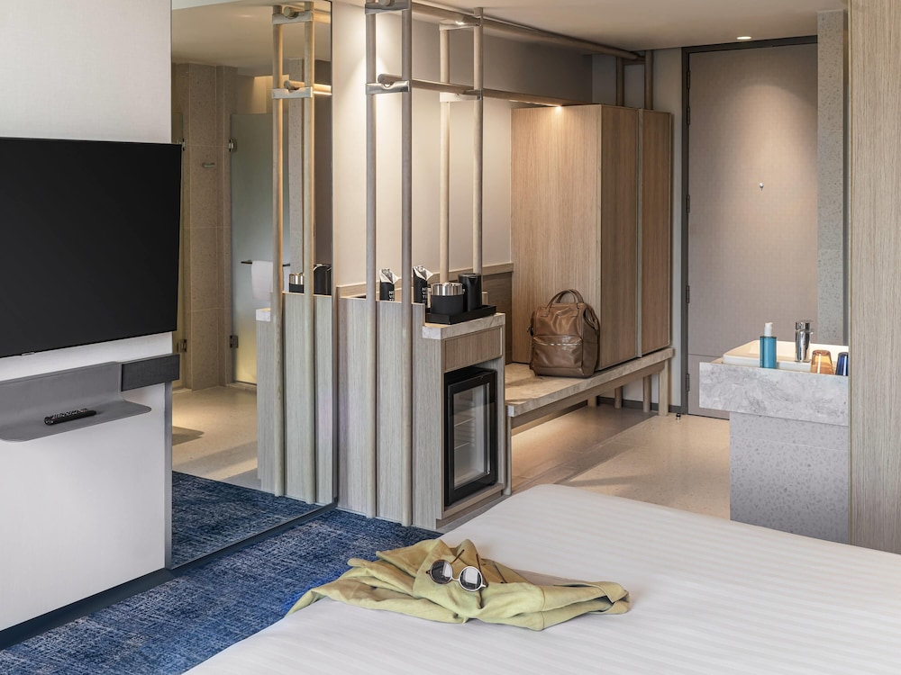 غرفة ديلوكس ركنية بسريرين منفصلين، Novotel Future Park Rangsit 4/8