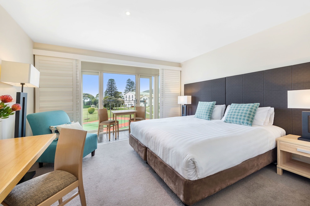 Mantra Lorne 24/68