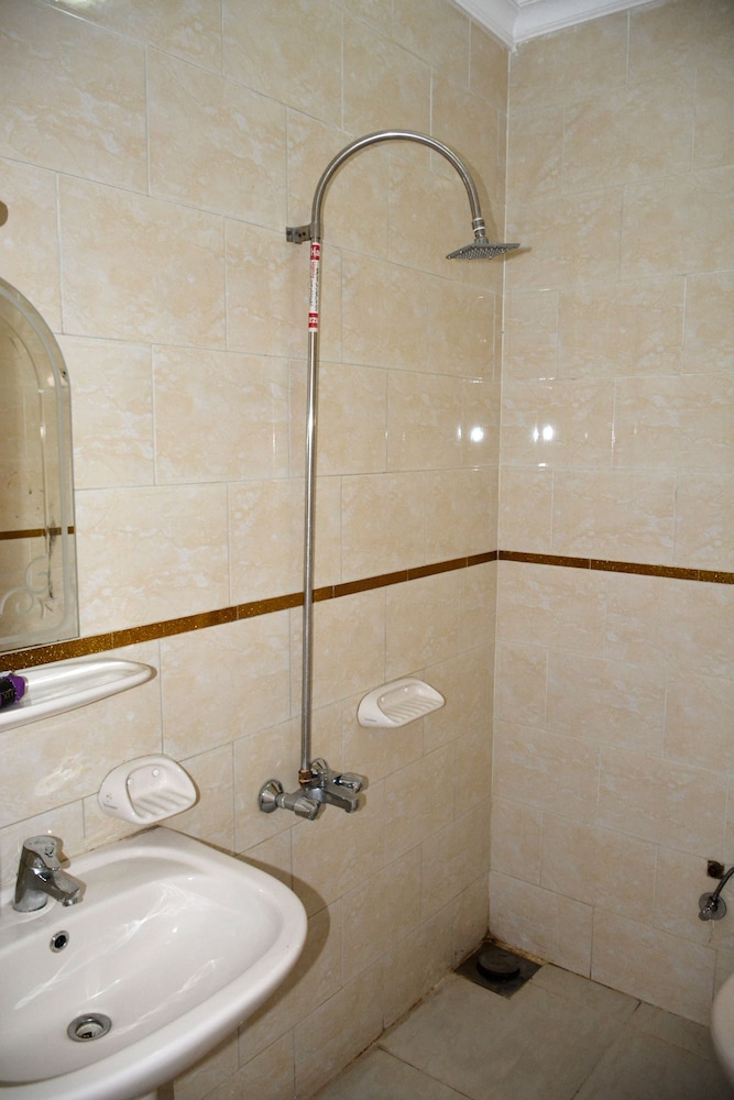 City Hostel 44/50