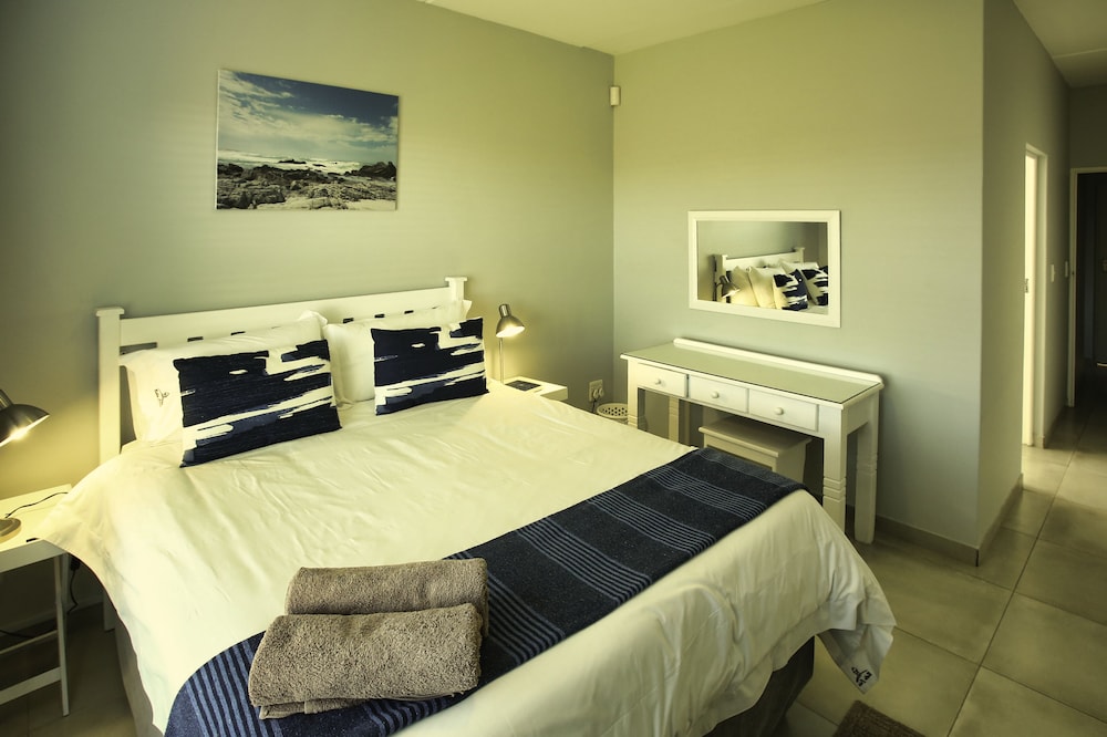 4 Bella Casa Self Catering 11/50