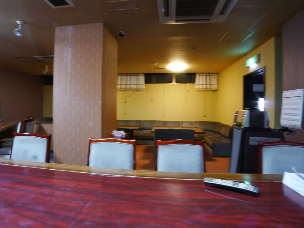 New Makomo Hotel 5/61