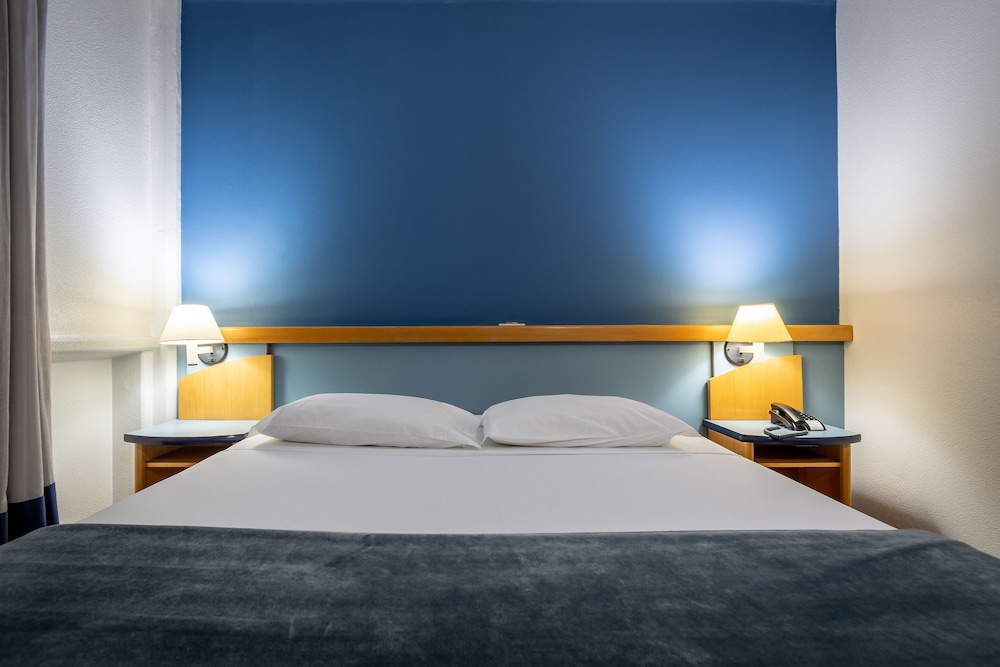 Brivali Hotel Centro 11/24