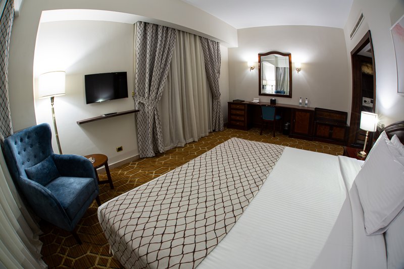 Triumph Plaza Hotel 41/65