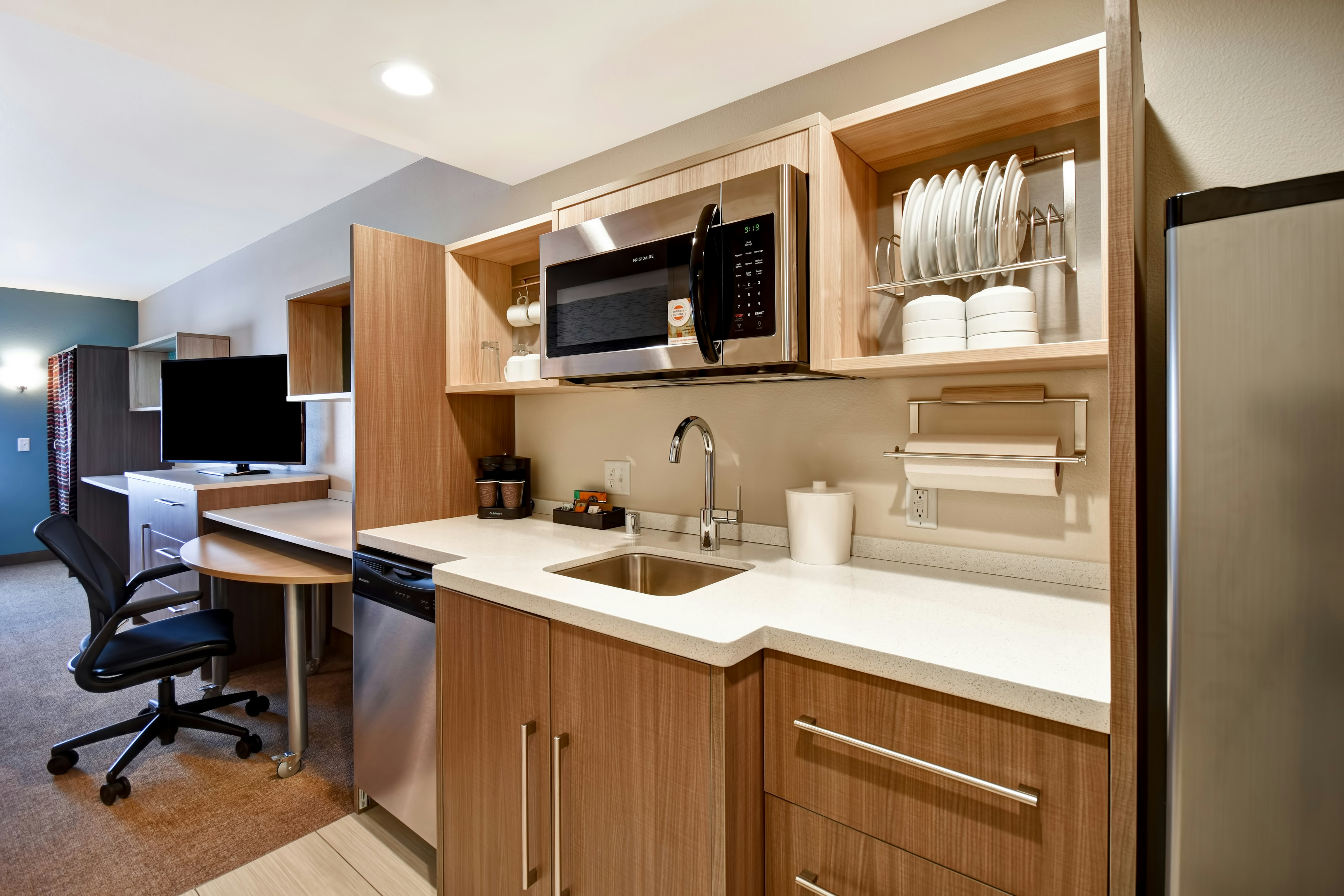 استوديو بسريرين كوين لذوي الإعاقة، Home2 Suites by Hilton Victorville, CA 8/8