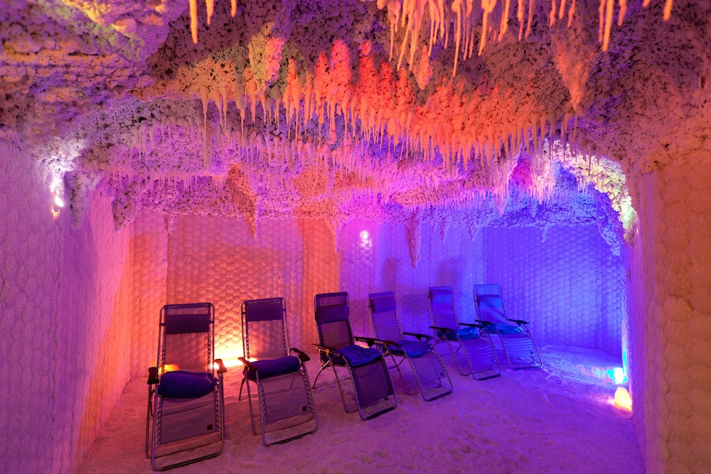 Lotus Therme Hotel And Spa Formerly Rogner Hotel Spa Lotus Therme 81/84