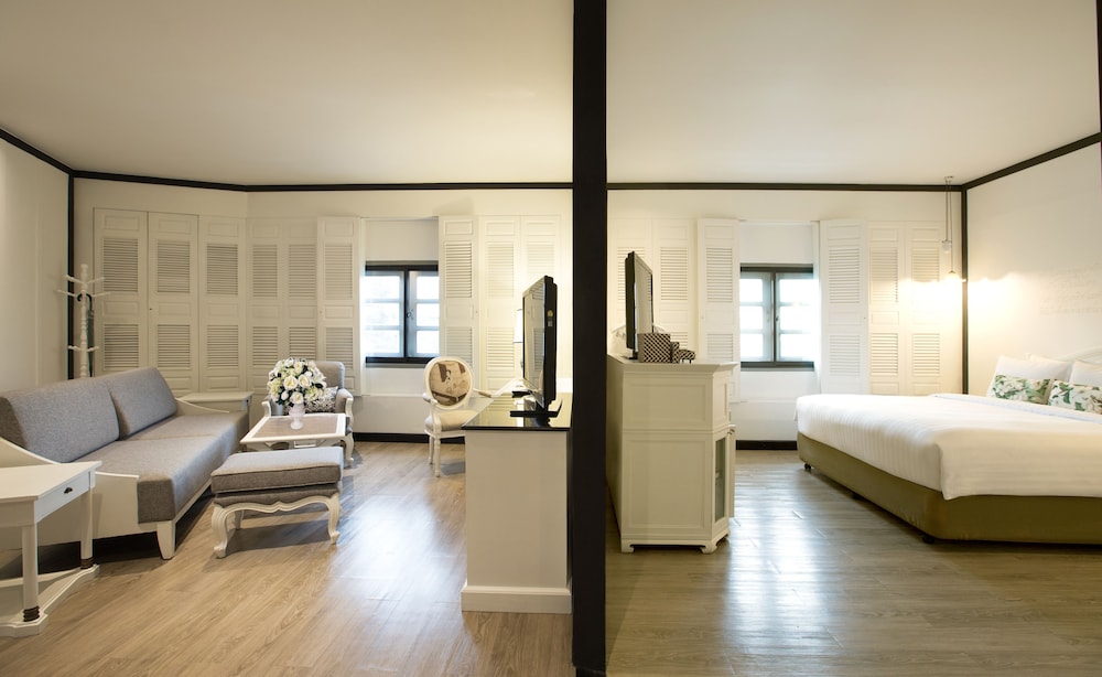 The Raweekanlaya Hotel Bangkok 27/74