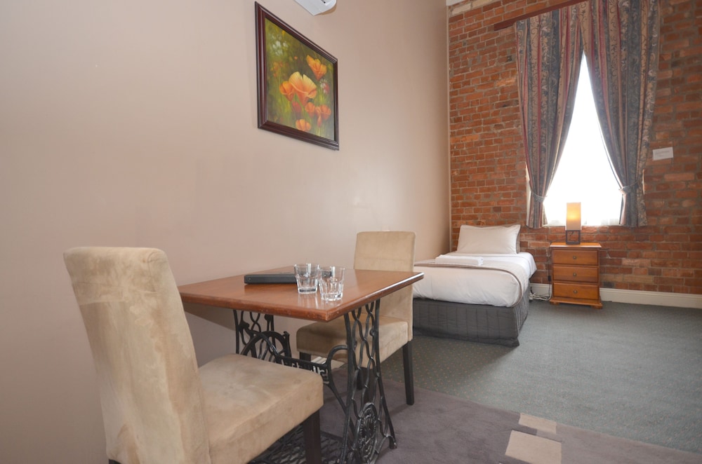 Central Springs Inn 20/28