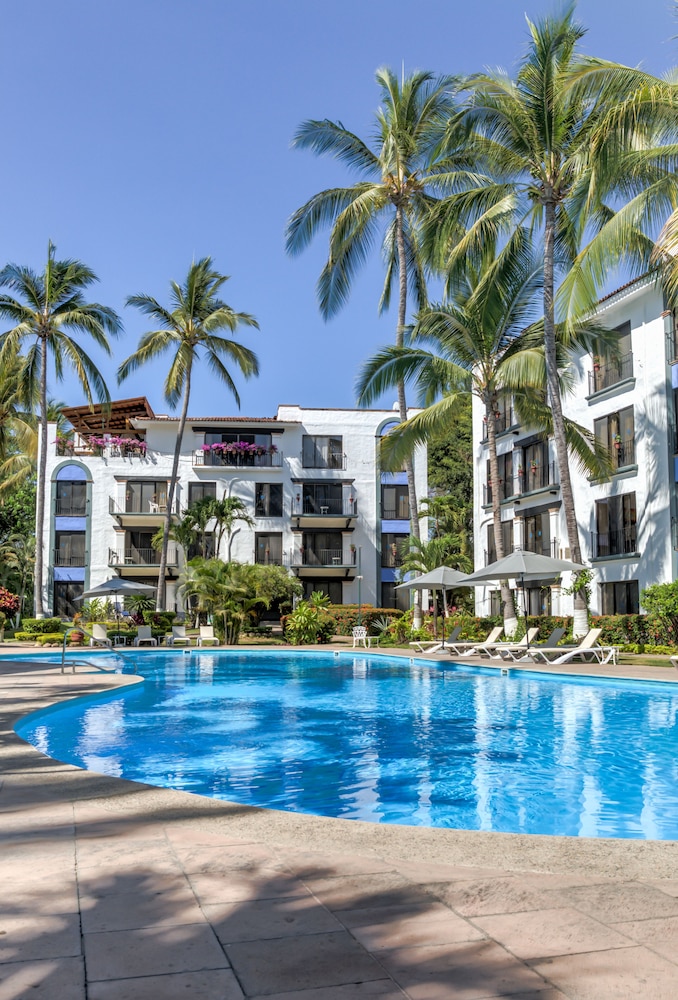 Puerto de Luna All Suites Hotel 62/63