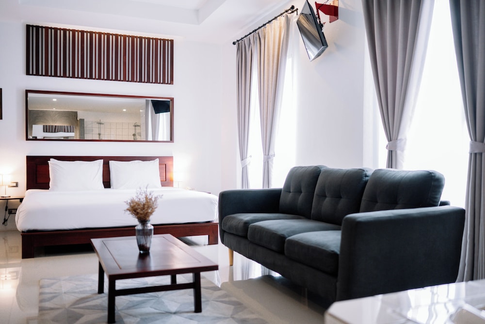 S2 Modern Boutique Hotel 30/50