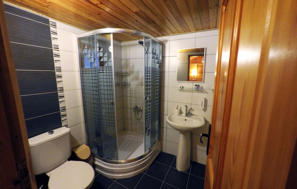 Baris Pension & Bungalows 50/50