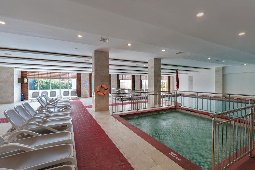 Orange County Belek 21/50