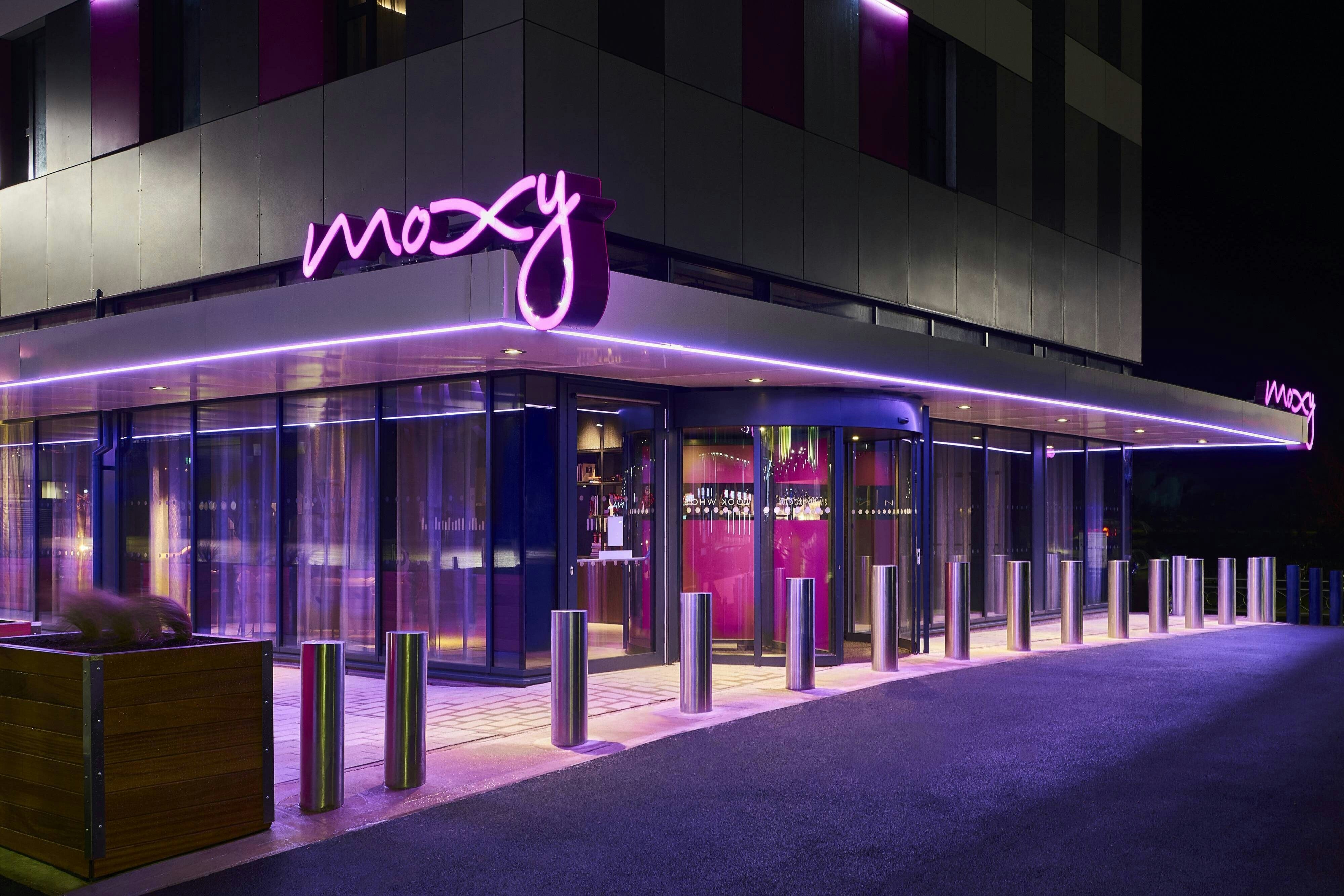 Moxy Birmingham Nec 2/17