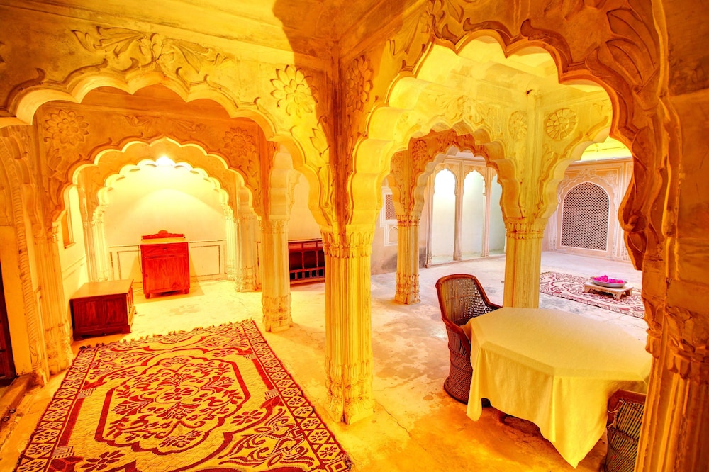 FORT POKARAN HOTEL 8/34