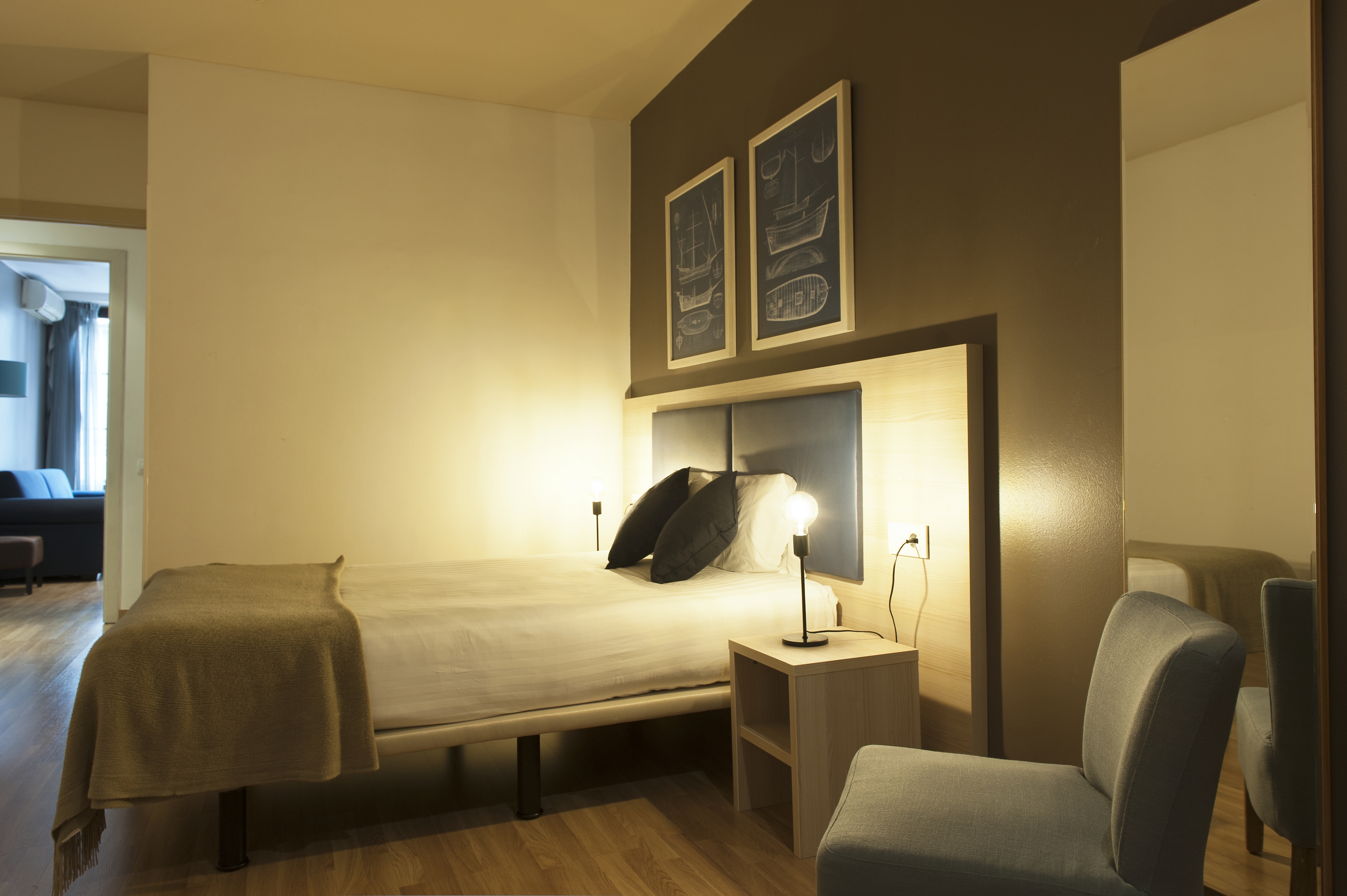 Mh Apartments Ramblas 10/31