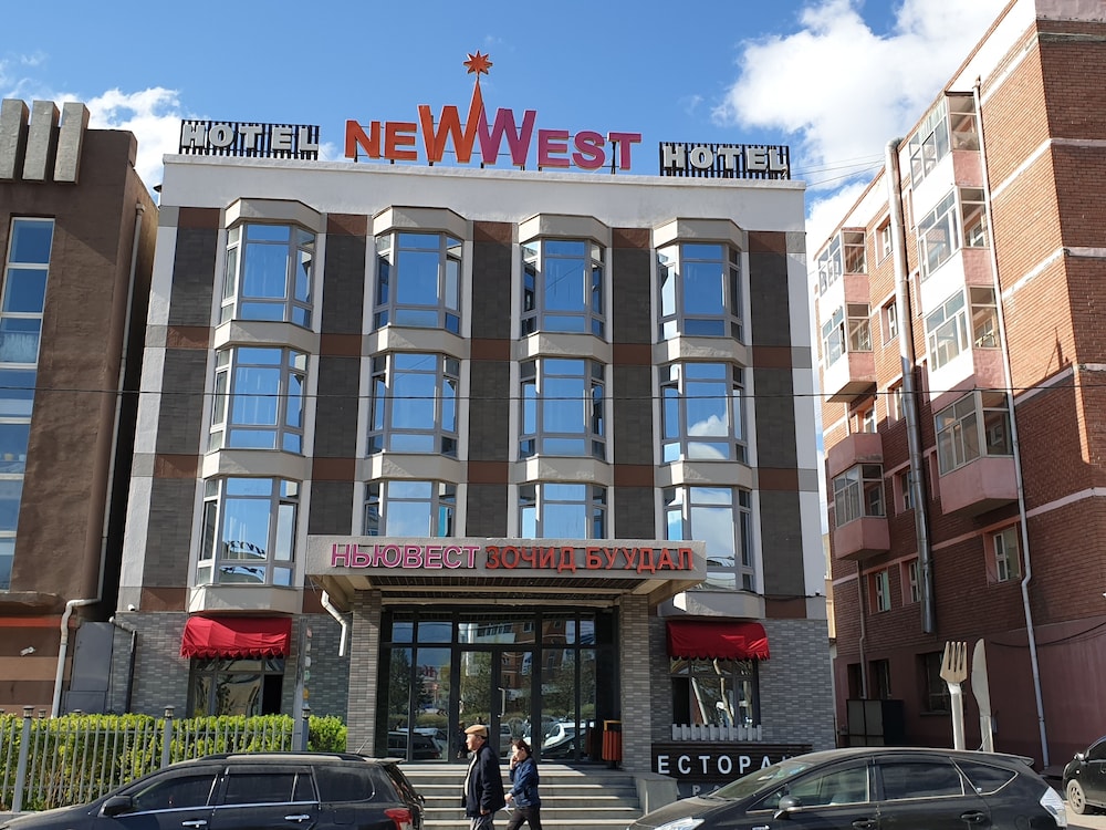 New West Hotel 2/50